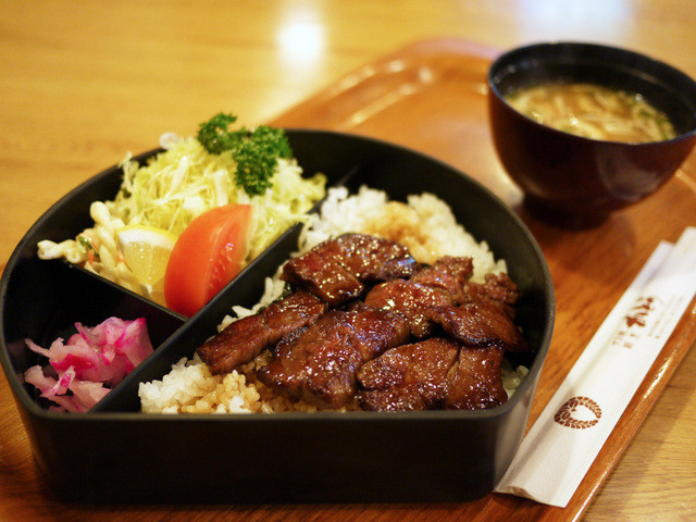 すき焼き 割烹 かとう かとう 北四番丁 割烹 小料理 食べログ