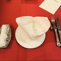 びいどろ 銀座店 - テーブルセッティング