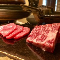 日本焼肉 はせ川 銀座店 - 上タン先　1,600円、黒毛和牛ハラミ【数量限定】3,800円