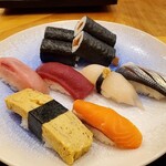 Sushi Kaiseki Juubei - ランチのにぎり(小鉢・味噌汁付)