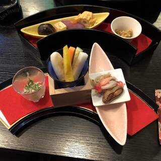 仙台駅でおすすめの美味しい日本酒バーをご紹介 食べログ 仙台駅でおすすめの美味しい日本酒バーをご紹介 食べログ
