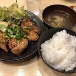 塊肉居酒屋 肉べぇ - 