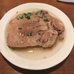 たんや もも瀬 松本店 - 分厚い茹でたん。