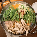 たんや もも瀬 松本店 - 上からもつ鍋