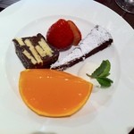 トラットリア コルポ デラ ストレーガ - デザ＾－ト