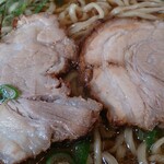 満び - らーめん細麺あっさりのチャーシュー