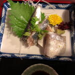Yuuraku - いわし刺身、小鯛酢漬け