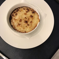 キハチ 名古屋JRセントラルタワーズ店 - ズワイ蟹とポテトのアツアツグラタン