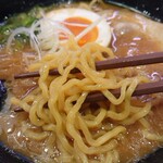 はま寿司 - 濃厚北海道味噌ラーメン418円　麺アップ