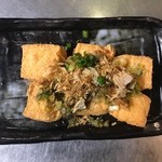 串焼き マル徹 - 揚げたて厚揚げ