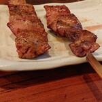 Yakitori Gyuumotsu Tomozu - 