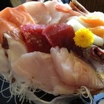 浜清丸 - 一切れが通常の三倍はある。