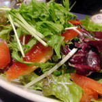 たっぷり野菜のサラダ　￥８００