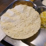 南インド家庭料理 カルナータカー - パパド