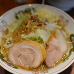 麺処ほん田 - ほん田が作る二郎系８５０円＋生卵５０円＋味付け脂５０円