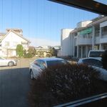 アトラス - 窓外の景色