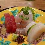 日本料理 とくを - 向付け・・・よこわ、平貝柱、鯛