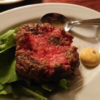 カルネジーオ イースト - 