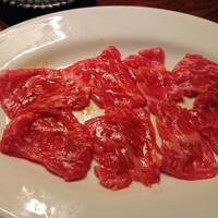 カルネジーオ イースト - 