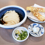 おうどん 瀬戸晴れ - ぶっかけ冷とちくわ天