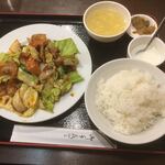 Jan Tai Kun - 回鍋肉定食830円（税込）