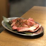 飛騨焼肉・ホルモンぼたん - 飛騨牛カルビ