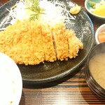 たかはし - 料理写真:ロ－スカツ定食