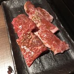 Jingisukan Sumibiyakiniku Ippatsu Don - 