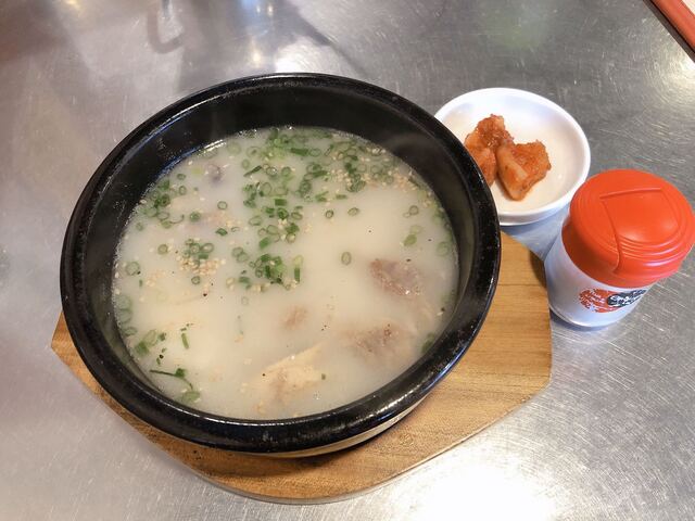 韓国料理とサムギョプサル 豚まる 藤沢 韓国料理 食べログ