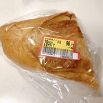 パン工場 - 料理写真:メープルコッペ　130→103円