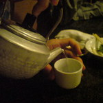 魚まみれ 眞吉 - やかん酒