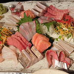 Uoshin - 魚真 乃木坂店 宴会コース 3品目 9種の刺身盛合せ