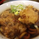一〇そば - つゆと天ぷらとうどん。