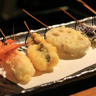 ～江戸庶民の味～“天ぷら”を串スタイルで気軽に！30種以上◎