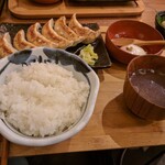 肉汁餃子のダンダダン - 