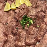 炭火焼肉ホルモン まる味 - 