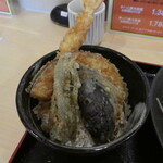 蕎麦 天ぷら 結庵 - ミニと言いながらボリュームたっぷりの美味しい天丼