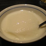 陳麻婆豆腐 - 杏仁豆腐（３人だと付きます）