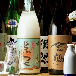 季節を楽しむ【日本酒】や【焼酎】が豊富。５種のレモンサワーも