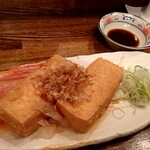 Shin - ”揚げたて”絹厚揚げ　450円