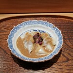 肉割烹 上 - 牛肉のワンタン　山椒と胡麻のソース