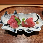 肉割烹 上 - ヒレのたたき　粒胡椒に生姜醤油 ハツとイチボの漬け