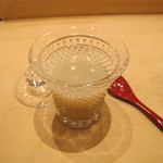 三谷 - 鮑の肝と蛤のわたを使ったスープ　まるで雲丹です