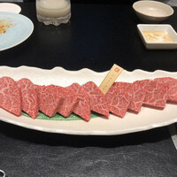 焼肉専科 肉の切り方 日本橋本店 - 