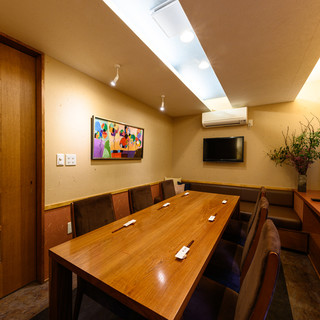 最大6名様まで。お祝いや接待のご利用にもどうぞ。