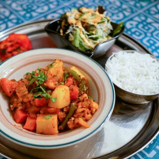 アリズ ハラール キッチン_0