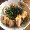 三好うどん - 料理写真:太めの美味しいうどんが潜んでいるとり天ぶっかけ