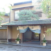 菊乃井 本店 - 店の玄関