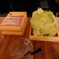 しゃぶしゃぶ・創作料理居酒屋 豚吟 栄店 - 