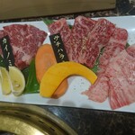 Yakiniku Dainingu Hakuri San - 料理